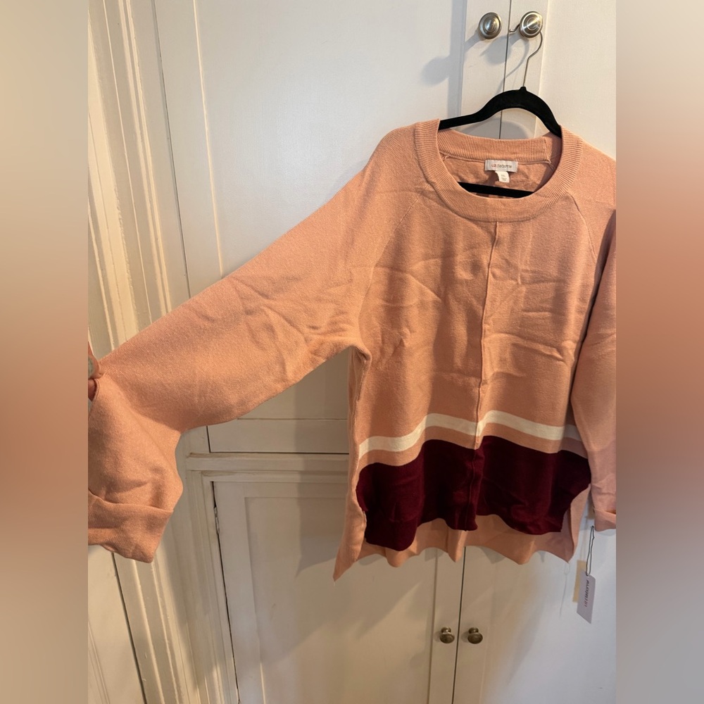 Liz Claiborne Peach and Burgundy Women's Top - Picture 2 of 5
